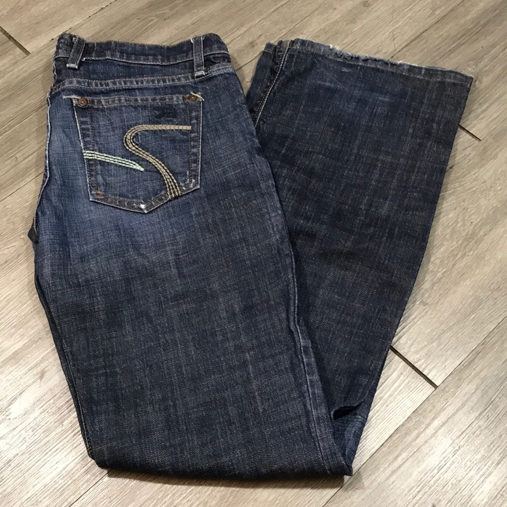 Joeâs Jeans Bootcut Dark Wash Embroidered Pocket Jeans Size 29